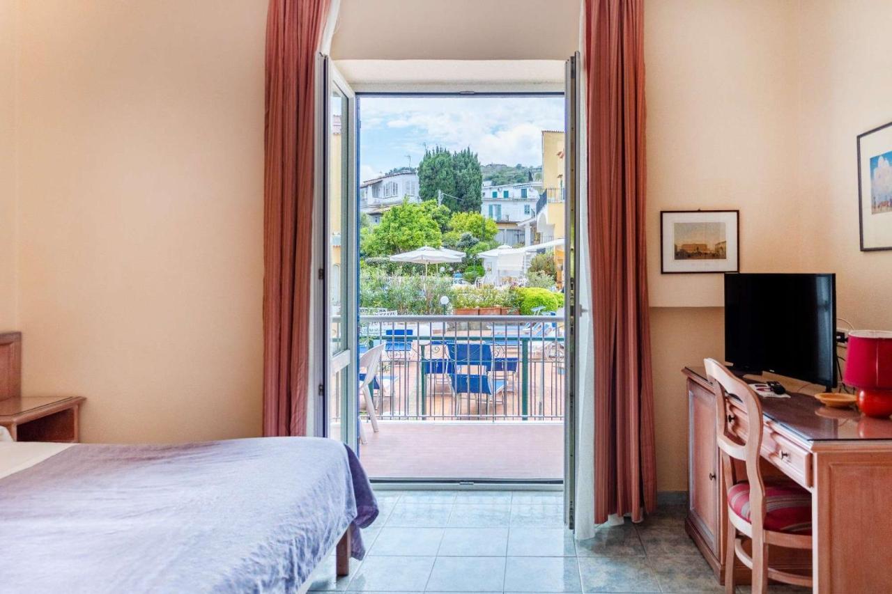 Hotel Royal Terme Ischia Bagian luar foto