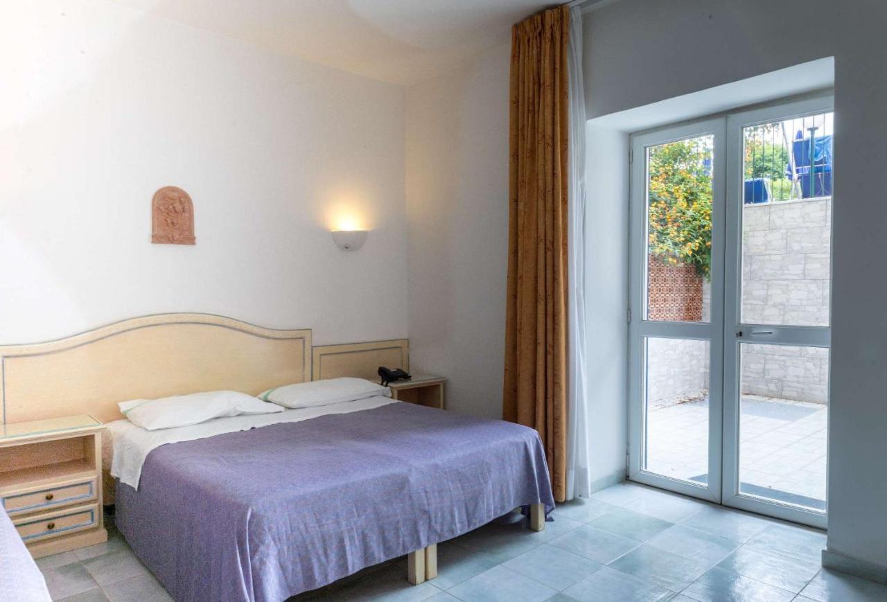 Hotel Royal Terme Ischia Bagian luar foto